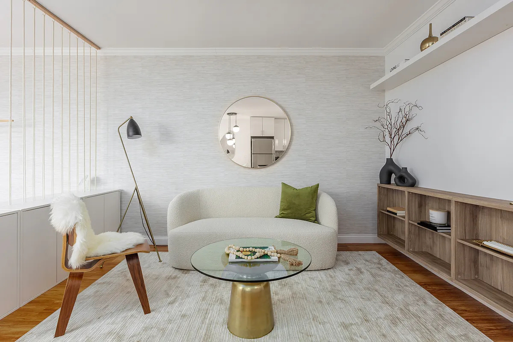 747 10th Avenue - Photo 3