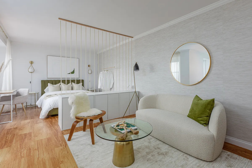 747 10th Avenue - Photo 2