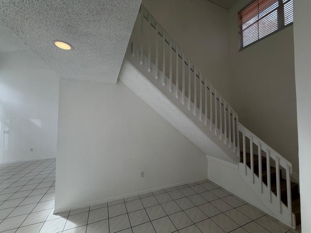 3780 Amalfi Drive - Photo 29