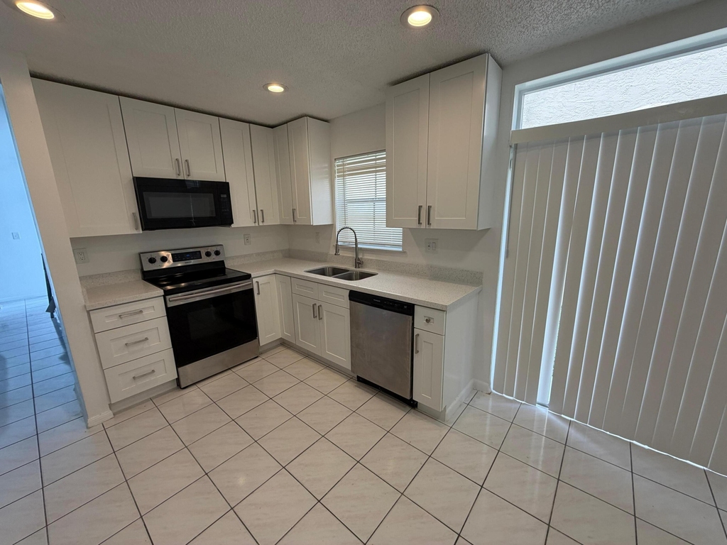 3780 Amalfi Drive - Photo 56