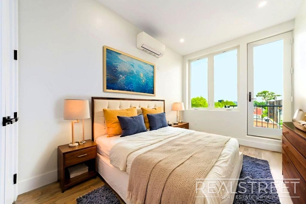 1734 Nostrand Avenue - Photo 4