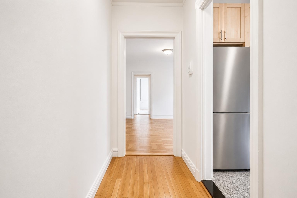 615 Fort Washington Avenue - Photo 9