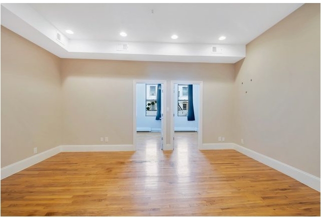 29 Woodhull St - Photo 2