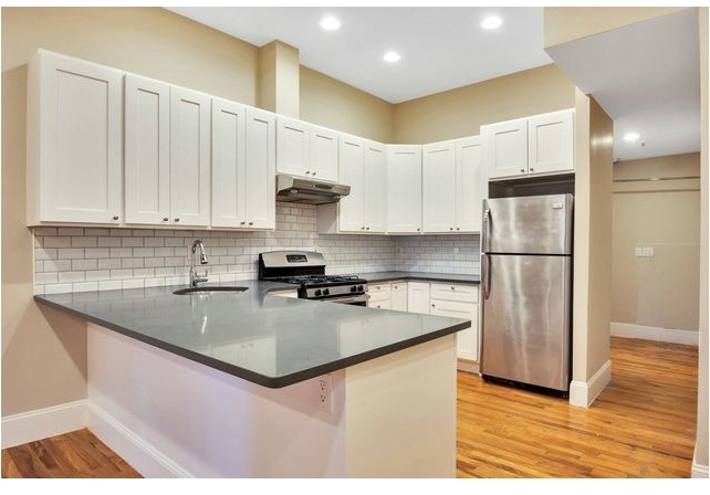 29 Woodhull St - Photo 0
