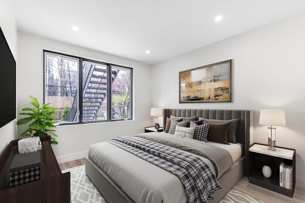 270 19th St - Photo 5