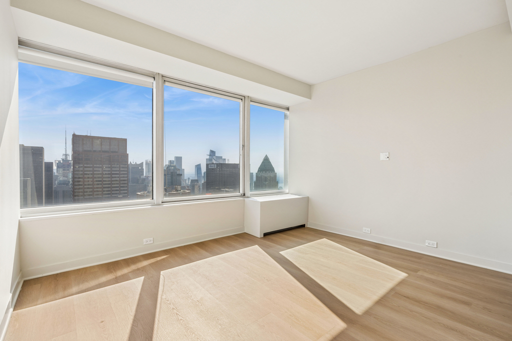 150 W 56th St - Photo 11