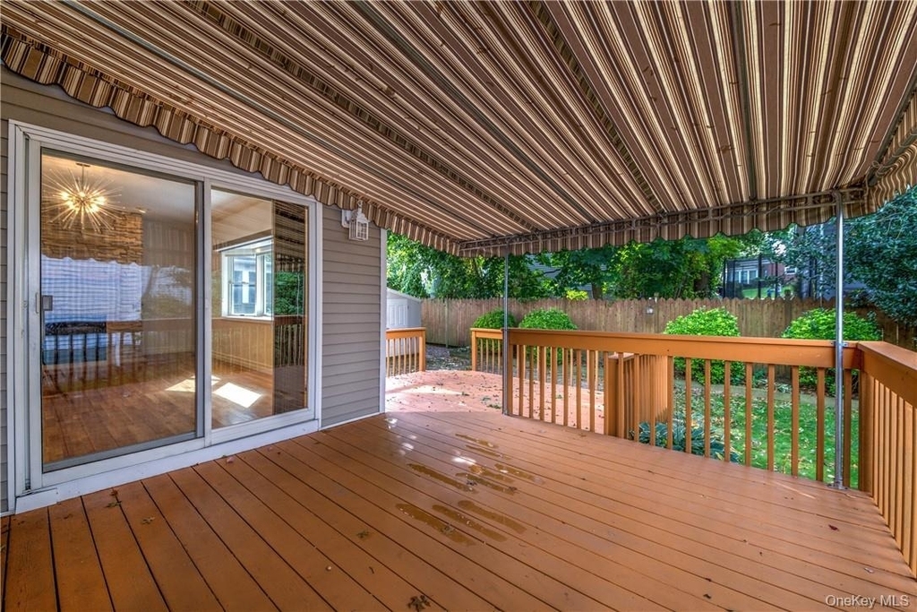 8 Davenport Street - Photo 15