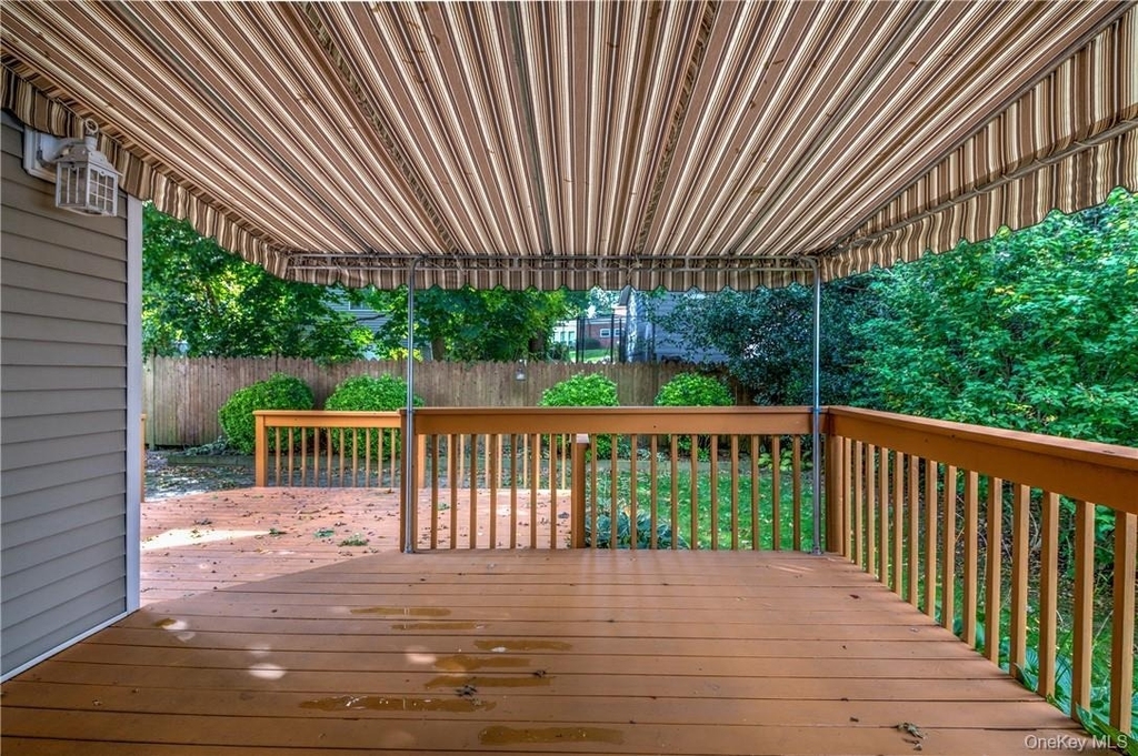 8 Davenport Street - Photo 16