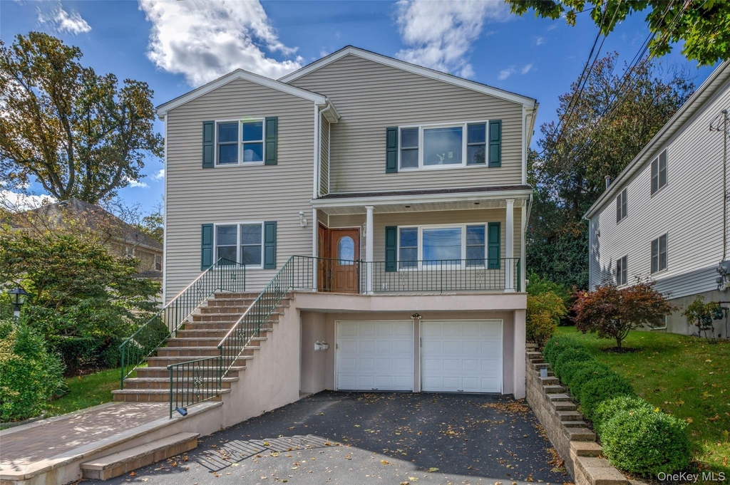 8 Davenport Street - Photo 22