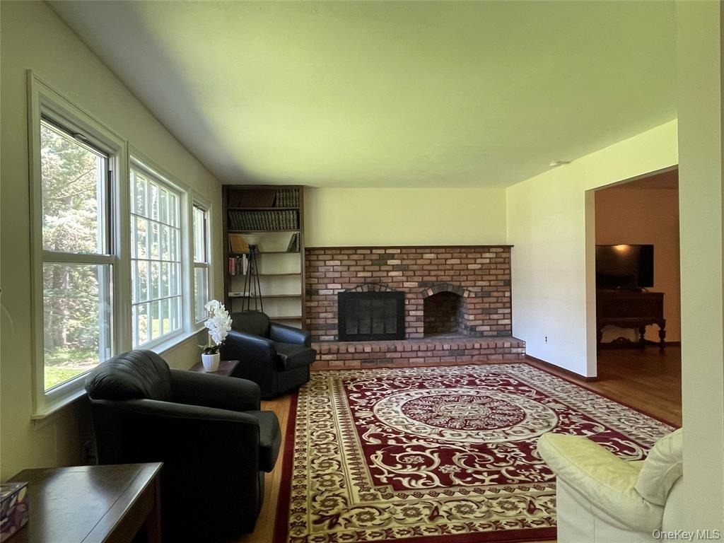 4 Cornwallis Road - Photo 1