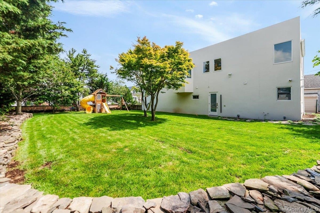 2105 Bay Boulevard - Photo 24