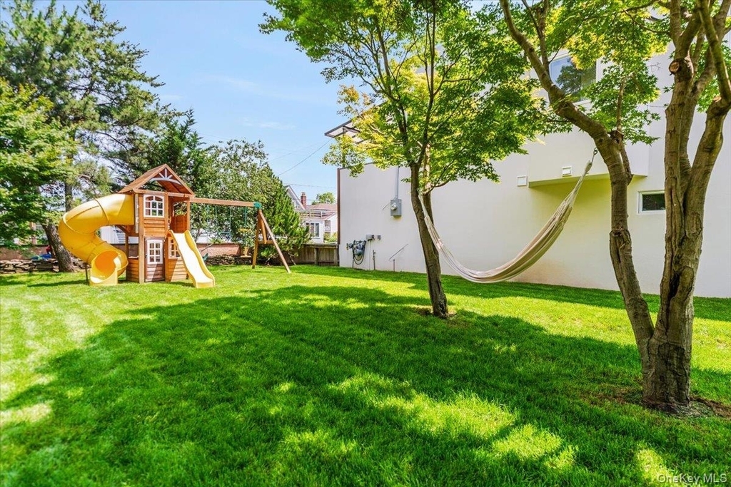 2105 Bay Boulevard - Photo 25