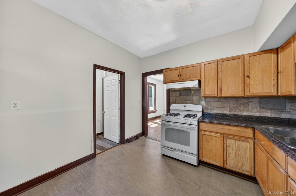 43 High Street - Photo 10
