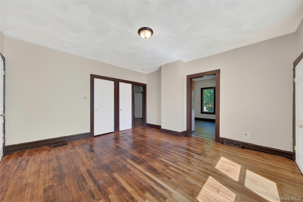 43 High Street - Photo 3