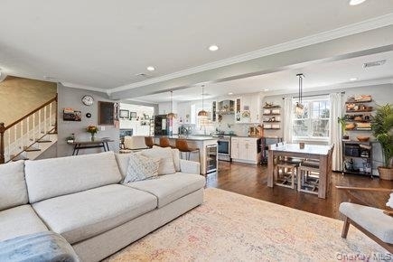 15 Lawrence Court - Photo 4