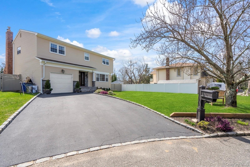 15 Lawrence Court - Photo 1