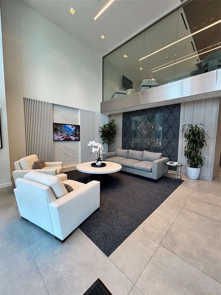 218 Middle Neck Road - Photo 1