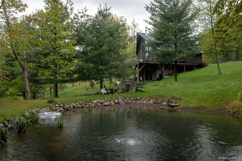 22 Mcguffey Road - Photo 0