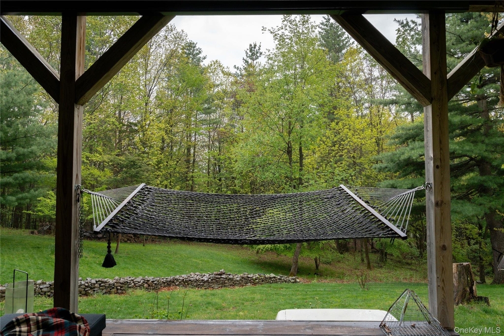 22 Mcguffey Road - Photo 16