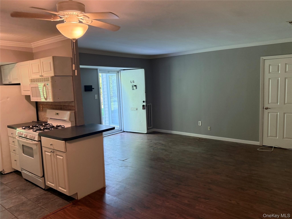 5 Laramie Court - Photo 5