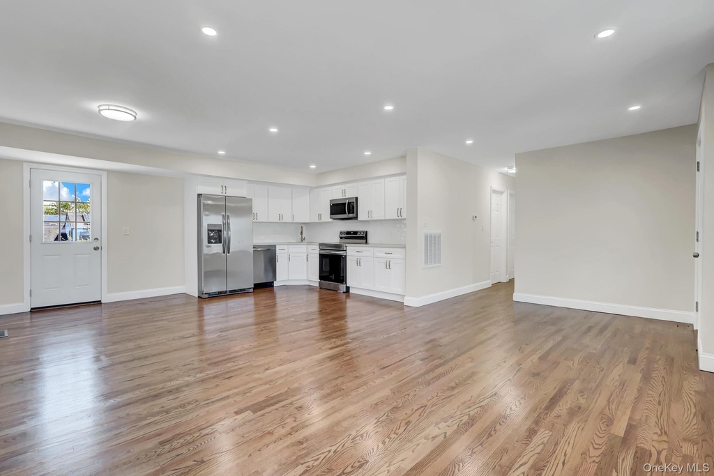 3107 Gull Avenue - Photo 4