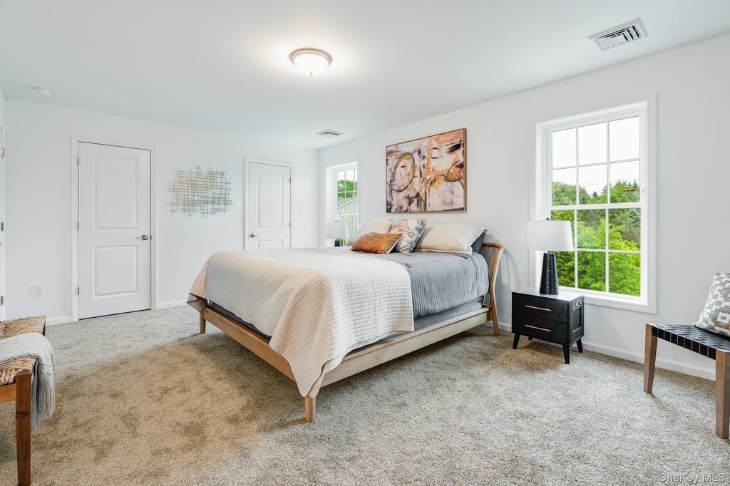 75 Hudson Circle - Photo 10