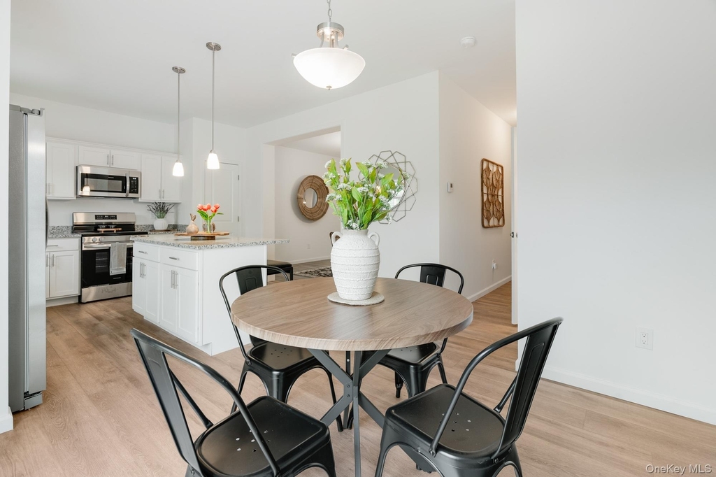 75 Hudson Circle - Photo 7