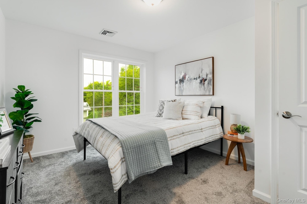 75 Hudson Circle - Photo 14