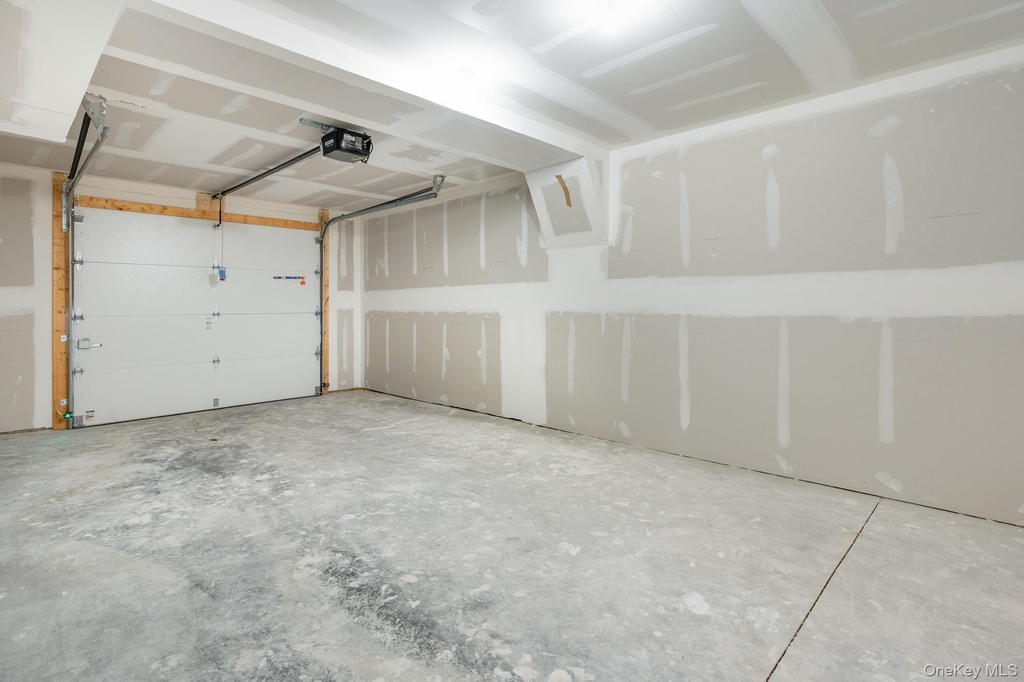 75 Hudson Circle - Photo 17