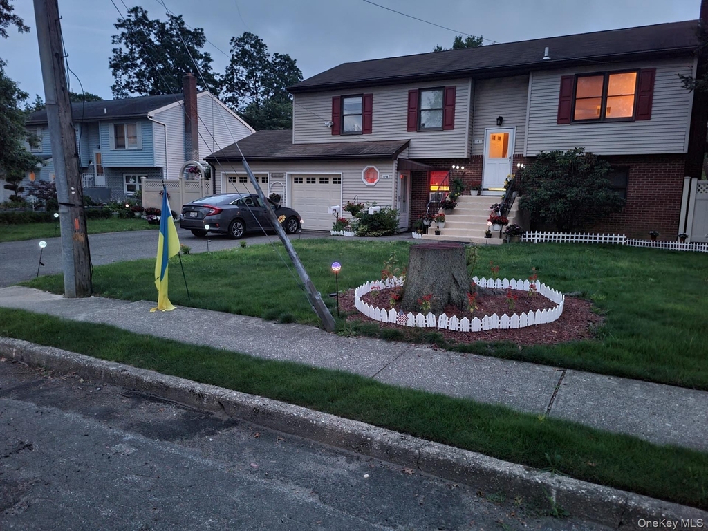 4 E Walnut Street - Photo 0