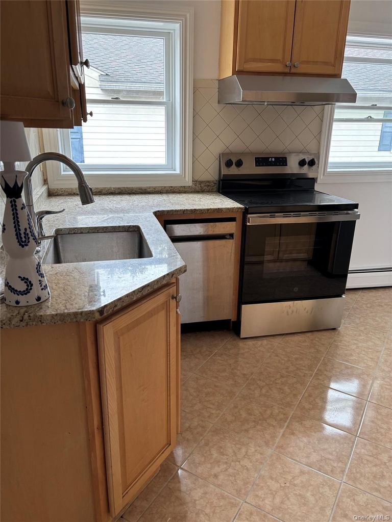 76b Westchester Avenue - Photo 2