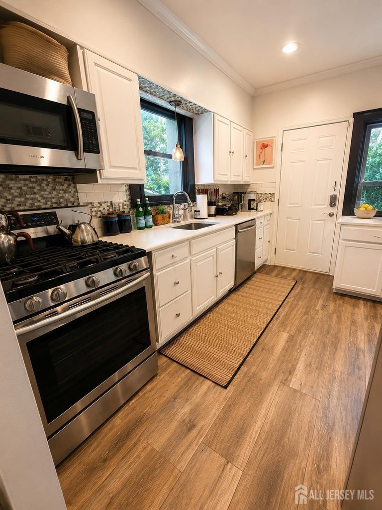 23 Harrison Avenue - Photo 10