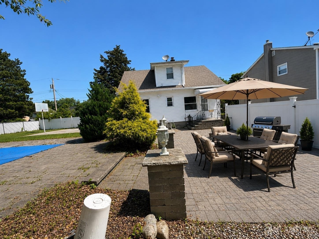 23 Harrison Avenue - Photo 29