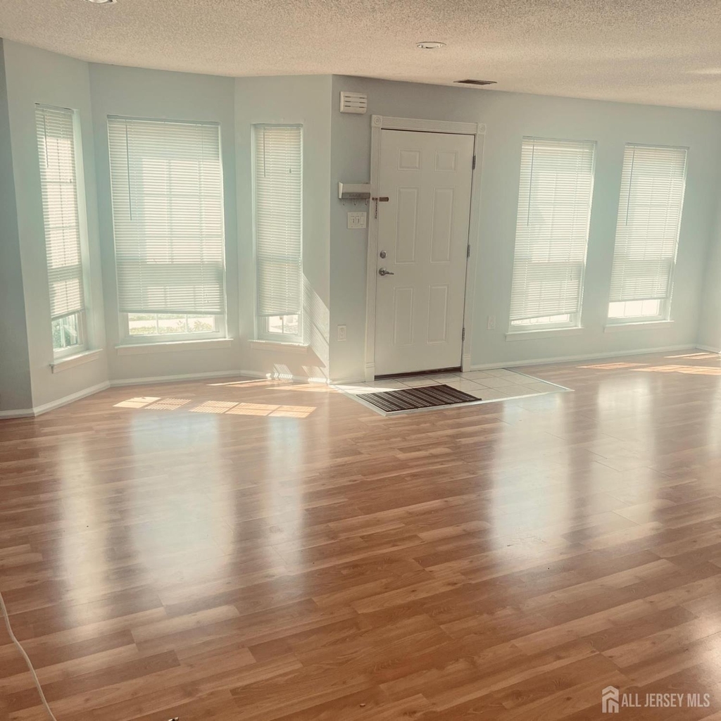 15 Goodwin Drive - Photo 4