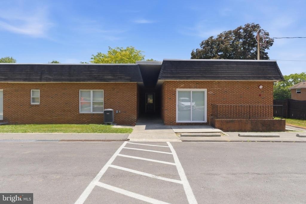 1725 Henry Avenue - Photo 15
