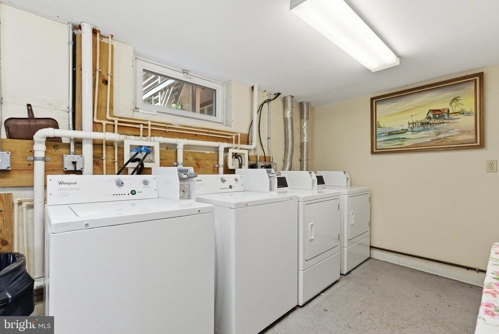 142 N Washington Street - Photo 18
