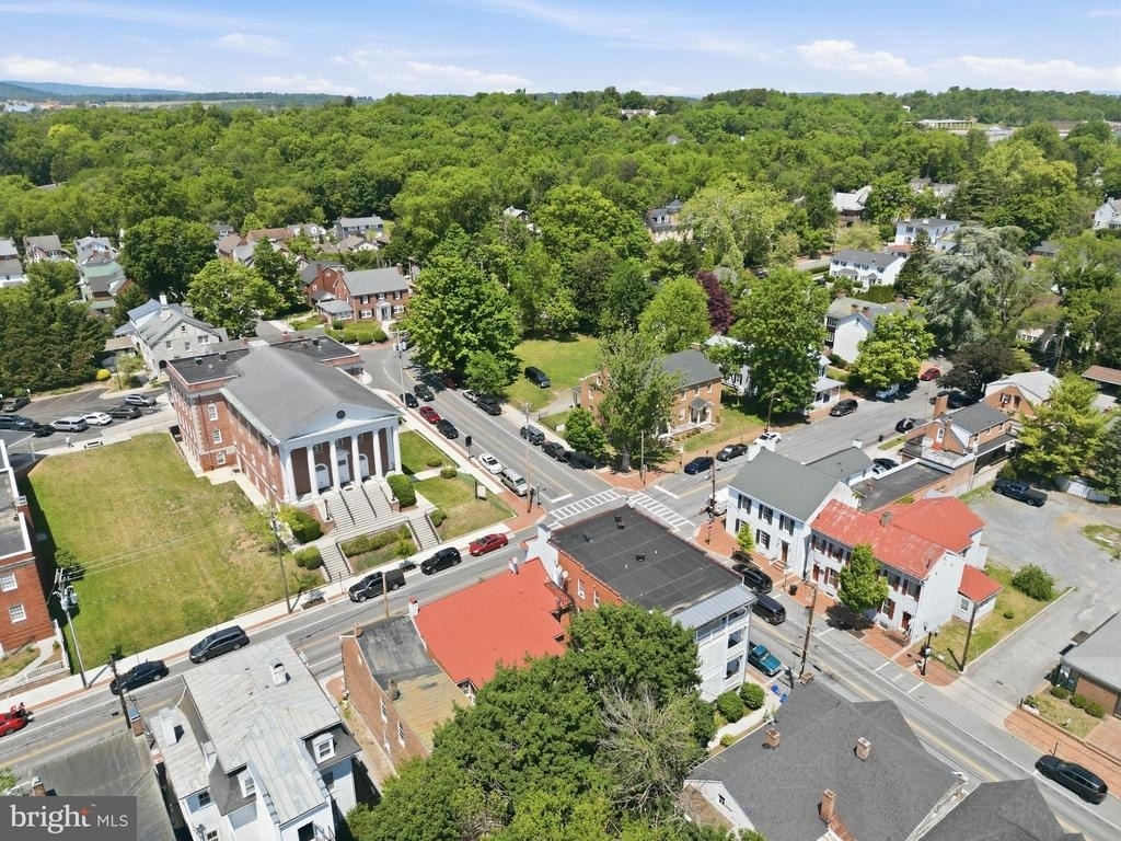 142 N Washington Street - Photo 21