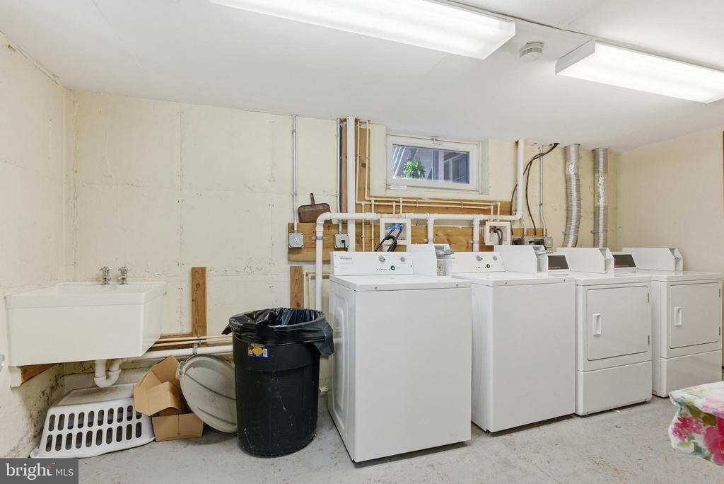 142 N Washington Street - Photo 17