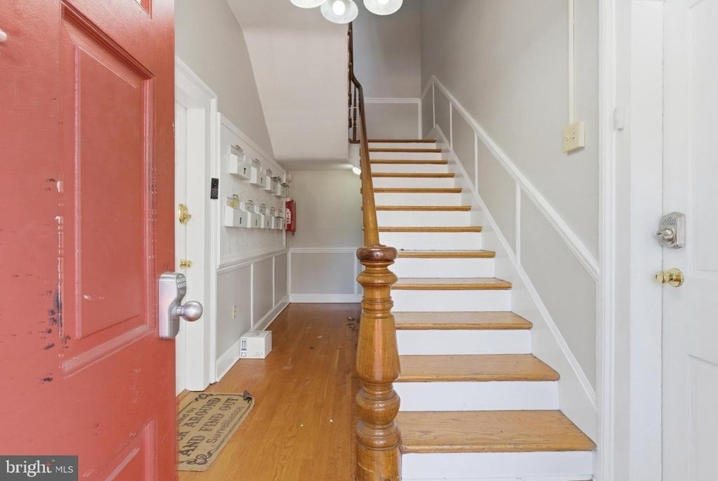 142 N Washington Street - Photo 16