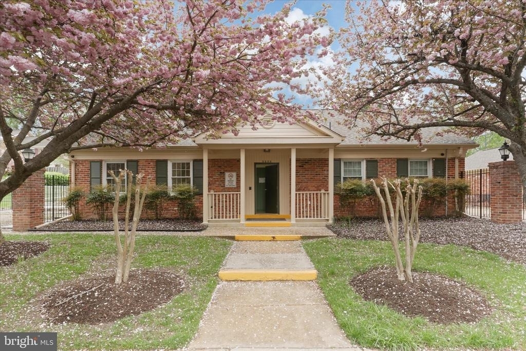 8114 Colony Point Road - Photo 17