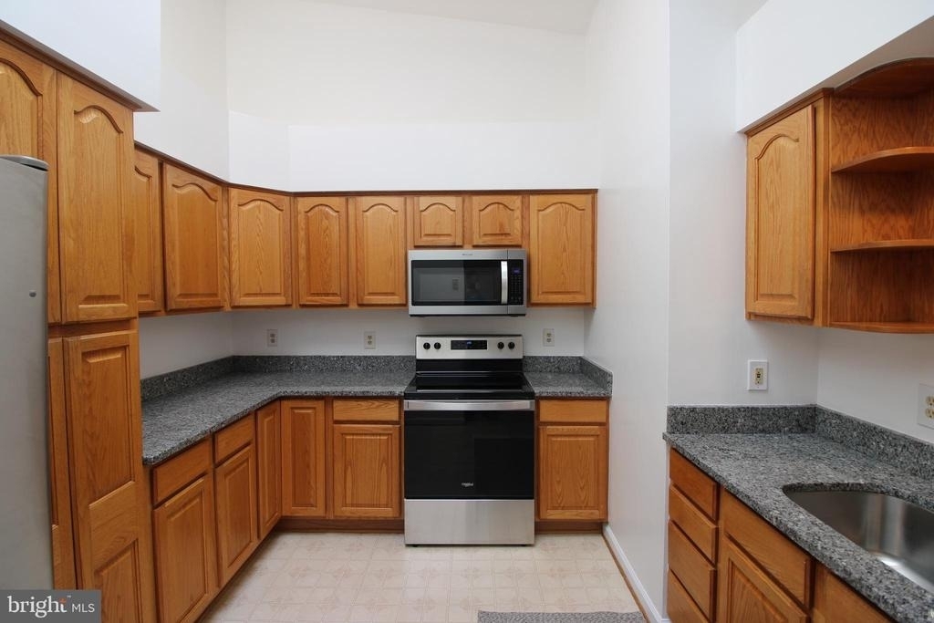 7509 Ashby Lane - Photo 9