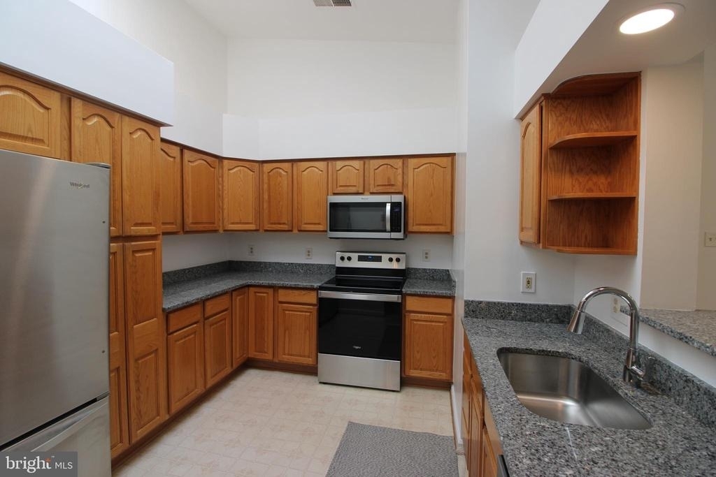7509 Ashby Lane - Photo 10