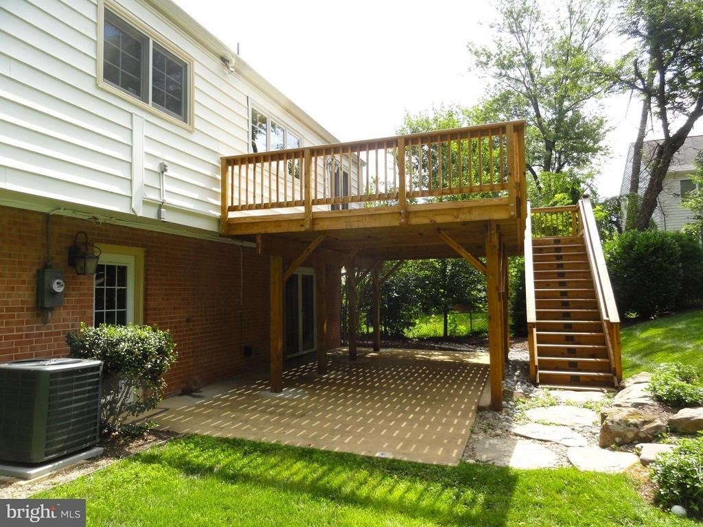 7115 Warbler Lane - Photo 9