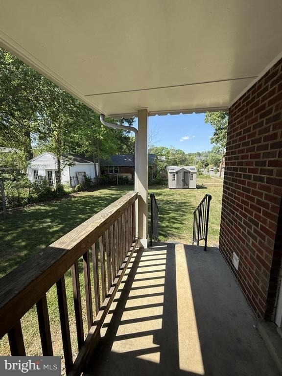 1316 Stafford Avenue - Photo 17