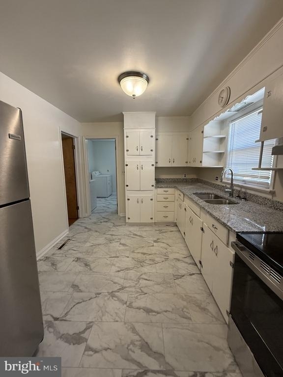 1316 Stafford Avenue - Photo 7