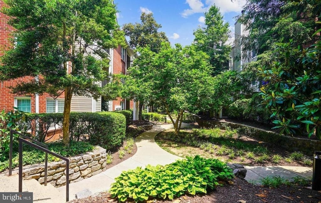3306 Wyndham Circle - Photo 7