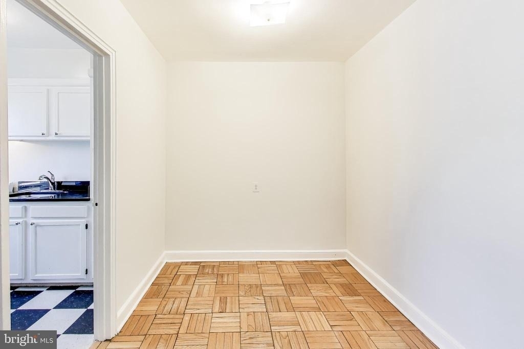 1726 N Quinn Street - Photo 3