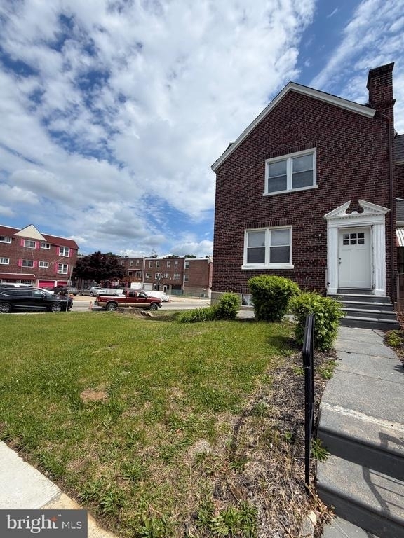 7925 Cedarbrook Avenue - Photo 0