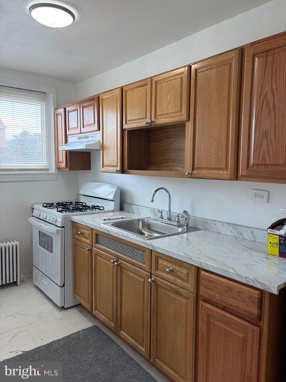 7925 Cedarbrook Avenue - Photo 5