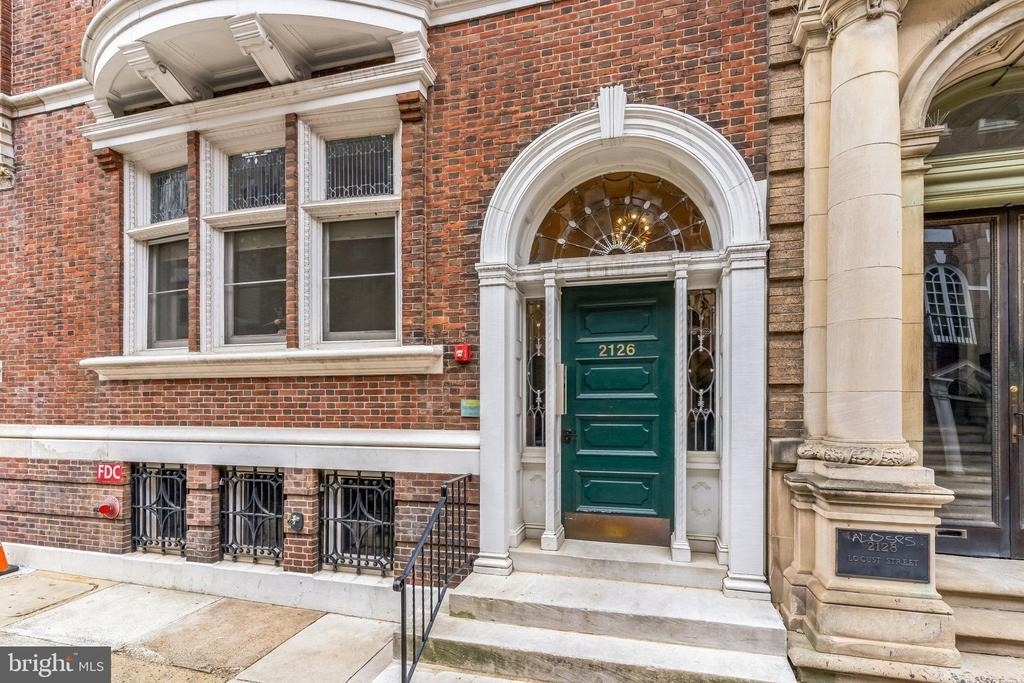 2126 Locust Street - Photo 1